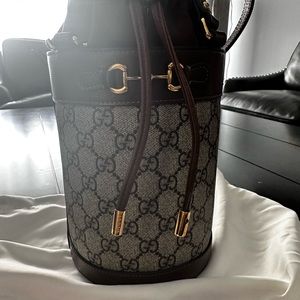 GG Supreme Monogram Small Horsebit 1955 Drawstring Bucket Bag Beige Brown Sugar